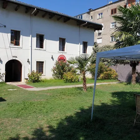 Barlin Grill&camping Guest house