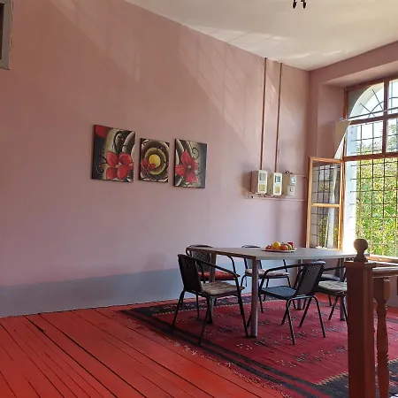 Barlin Grill&camping Guest house Shkoder
